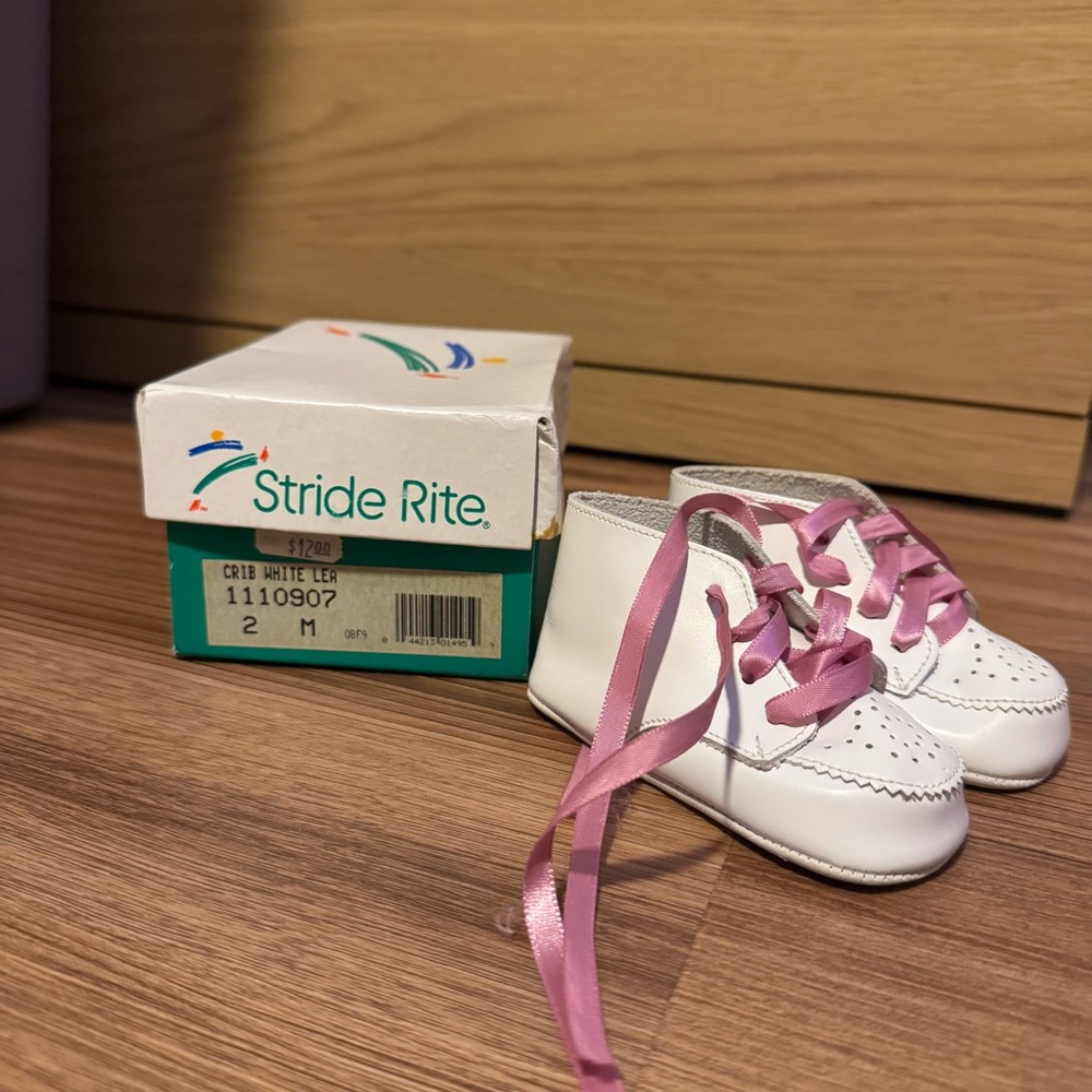 Vintage Stride Rite White and Pink Crib Shoes